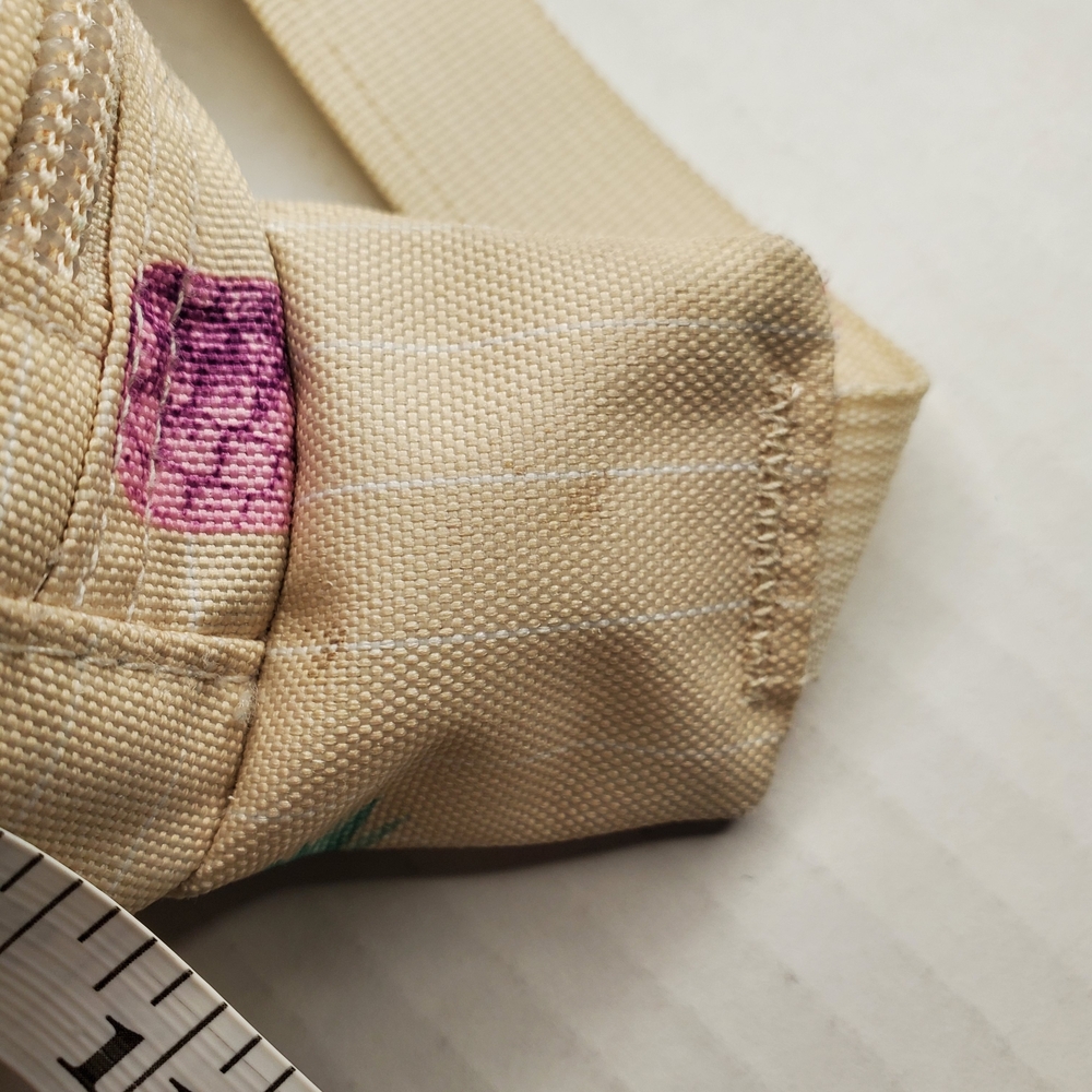 Jansport Beige Pineapple Pattern Waist Bag - Picture 4 of 7